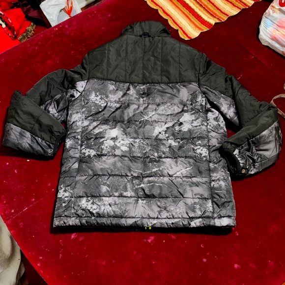 GERRY - BOYS BLACK CAMO PUFFER JACKET - Picture 7 of 8